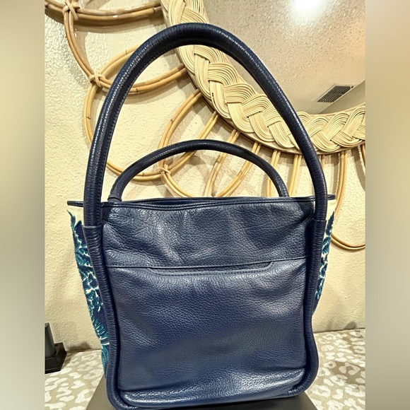 Brighton Purse - Picture 3 of 10